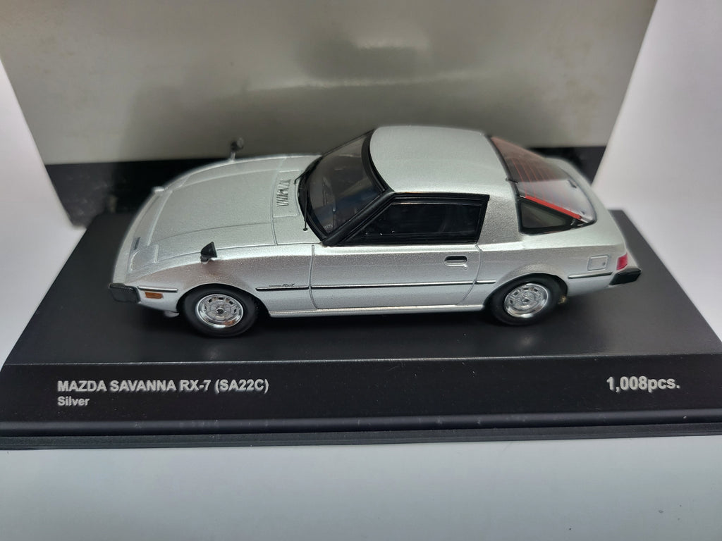 Kyosho Mazda RX-7 Savanna Zilver 1978 - Schaal 1:43 - Limited Edition