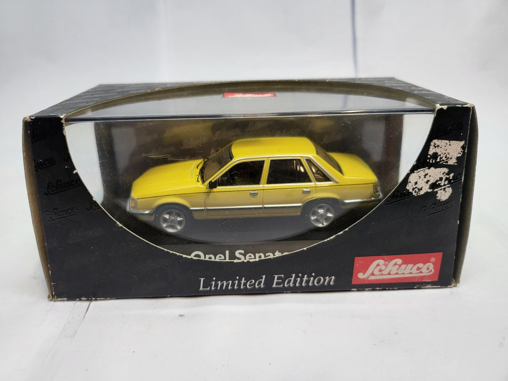 Schuco Opel Senator A 2.8 S Jamaika Geel - Schaal 1:43