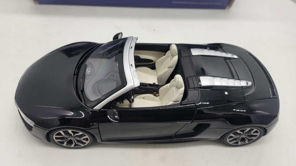 Audi R8 Spyder Phantom Black Kyosho 1:18