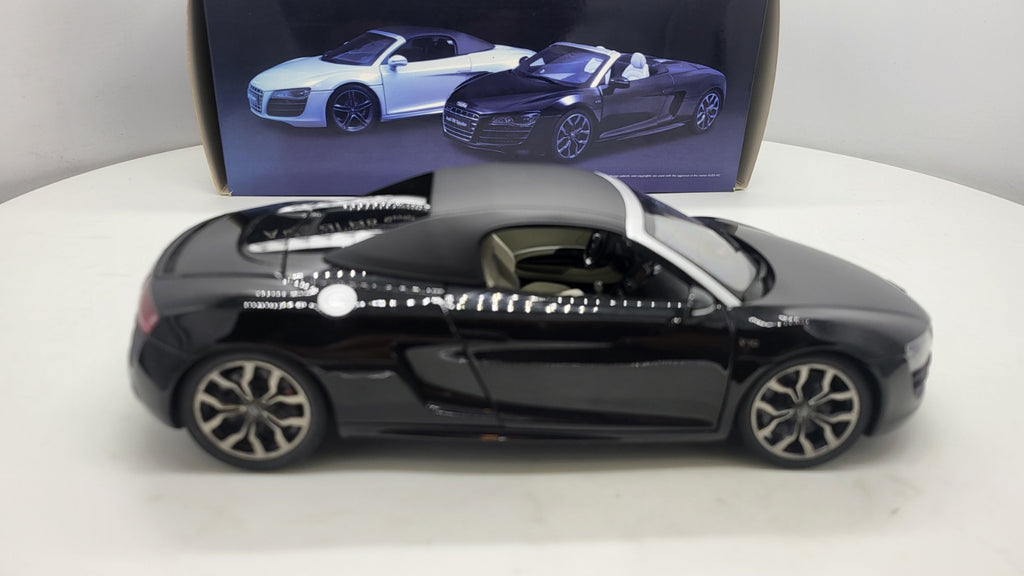 Audi R8 Spyder Phantom Black Kyosho 1:18