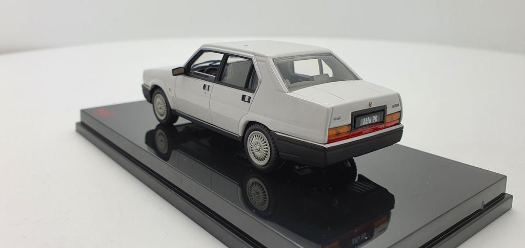 Pego Alfa Romeo 90 Wit (145514) - 1:43