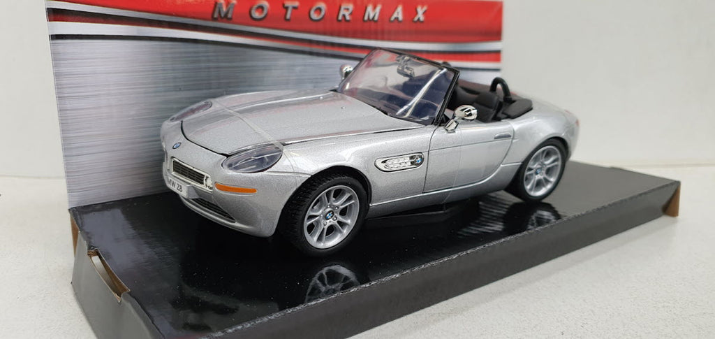 BMW Z8 Zilver - Welly 1:24