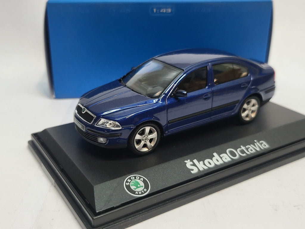 Abrex Skoda Octavia Sedan Deep Blue Sea Metallic 2004 - Schaal 1:43