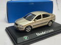 Abrex Skoda Octavia sedan , Sahara Beige Metallic 2004 - Schaal 1:43
