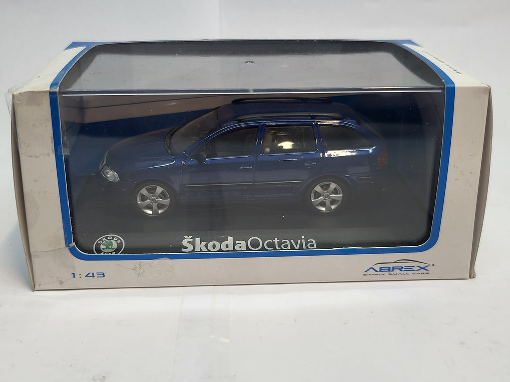 Abrex Skoda Octavia Stationwagon in Deep Blue Sea Metallic 2004 - Schaal 1:43