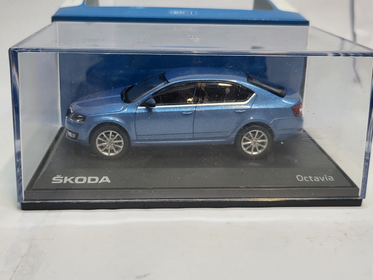 Abrex Skoda Octavia Sedan Denim Blue Metallic 2004 - Schaal 1:43