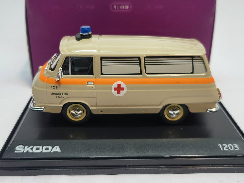 Abrex Skoda 1203 Ambulance Beige 1974 - Schaal 1:43