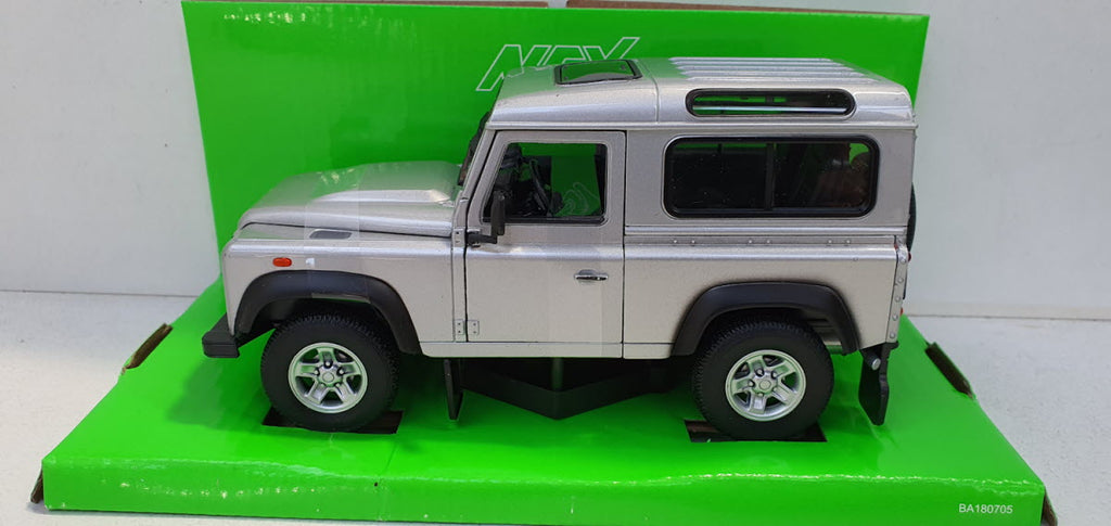 Land Rover Defender Zilver 1990 Welly 1:24
