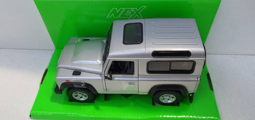 Land Rover Defender Zilver 1990 Welly 1:24