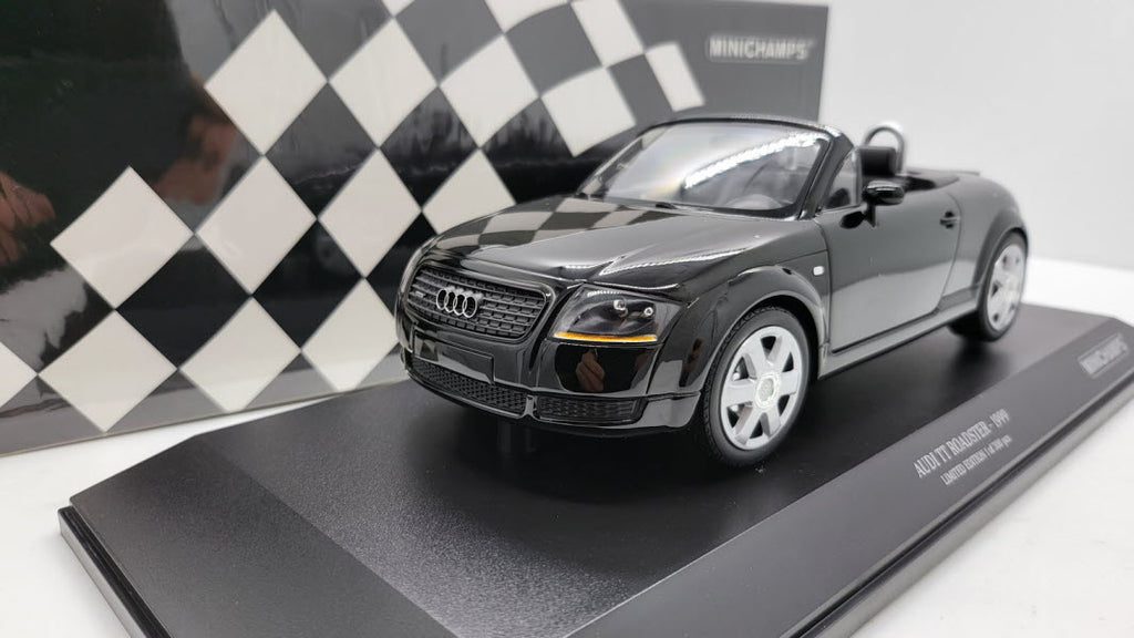 Audi TT Roadster zwart 1999 Minichamps 1:18