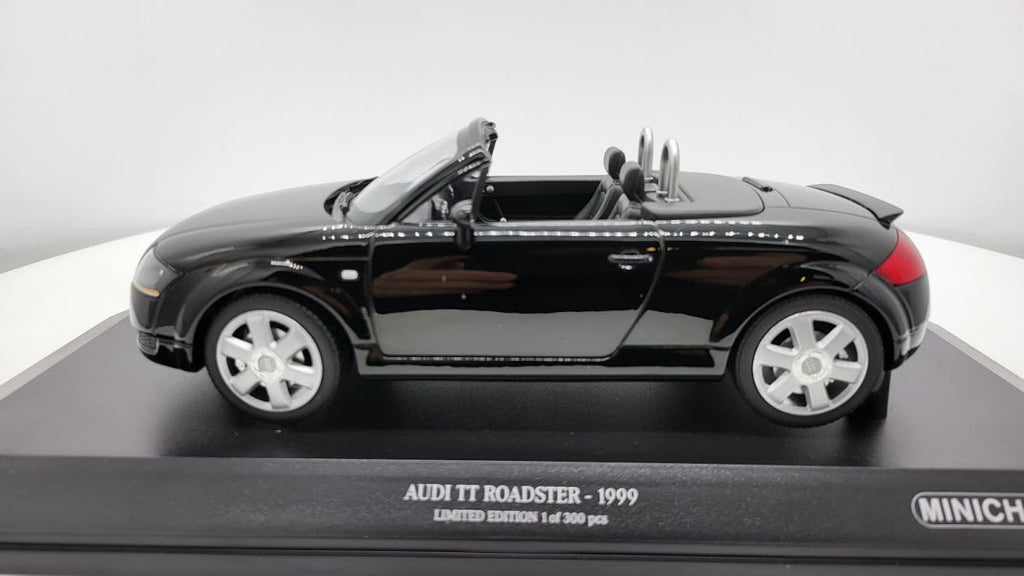 Audi TT Roadster zwart 1999 Minichamps 1:18