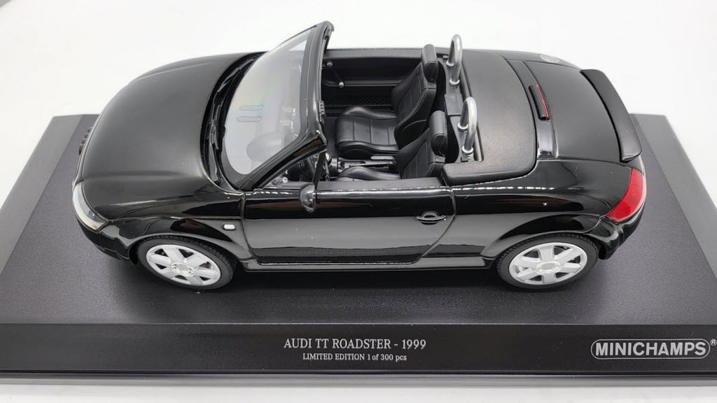 Audi TT Roadster zwart 1999 Minichamps 1:18