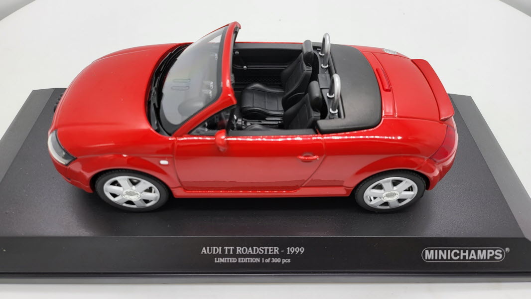 Audi TT Roadster rood 1999 Minichamps 1:18