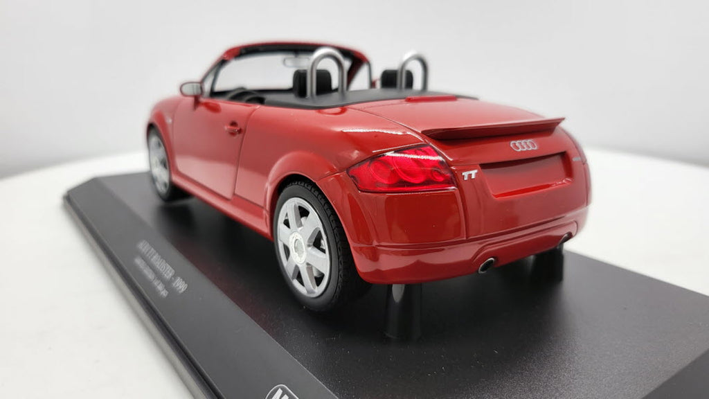 Audi TT Roadster rood 1999 Minichamps 1:18