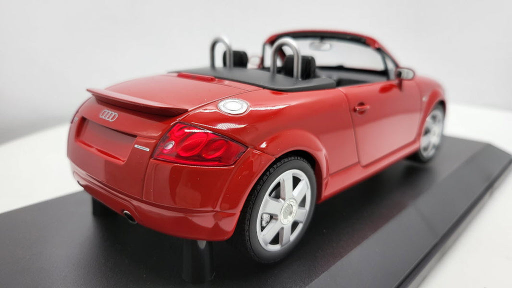 Audi TT Roadster rood 1999 Minichamps 1:18