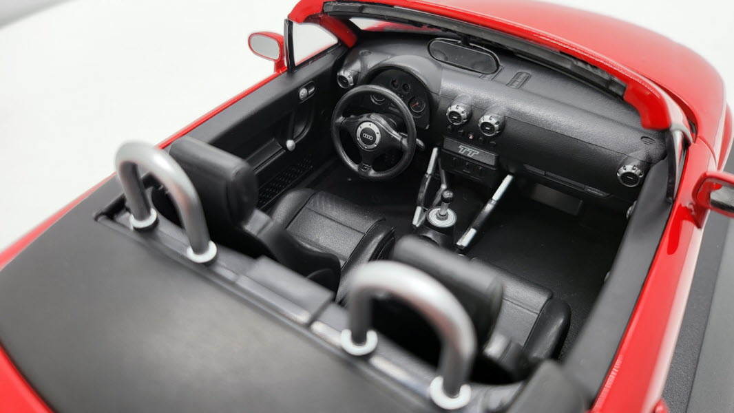 Audi TT Roadster rood 1999 Minichamps 1:18