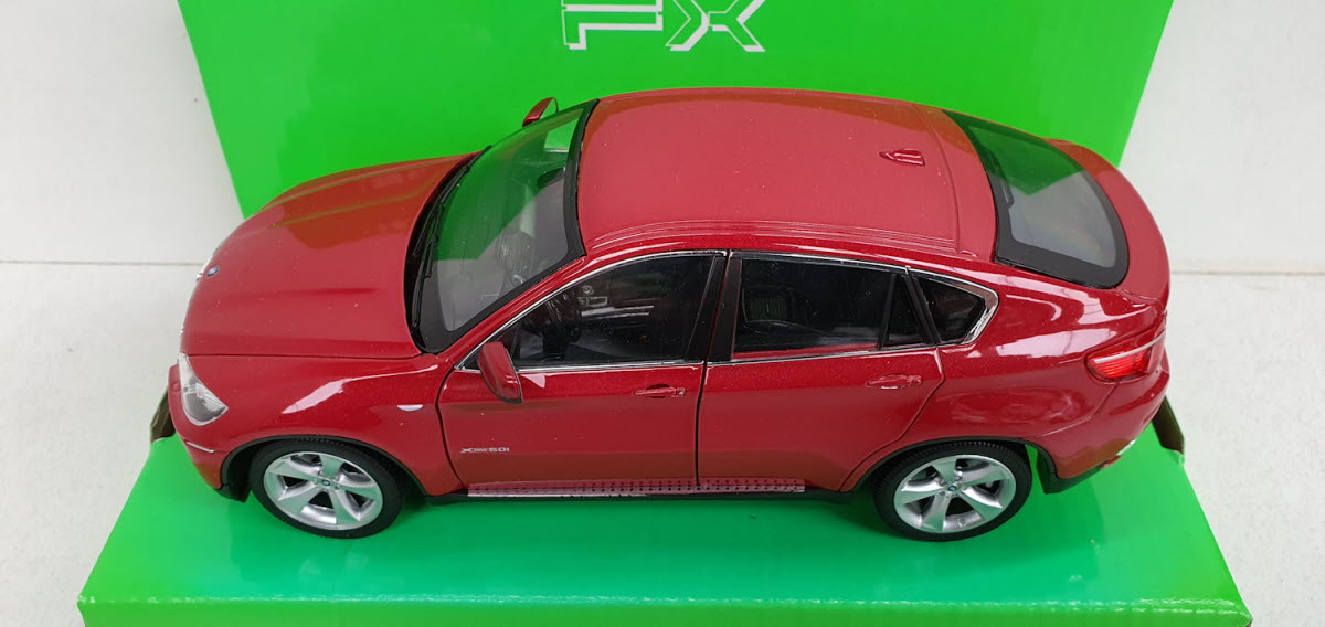 Welly BMW X6 Metallic Dark Red 2008 1:24