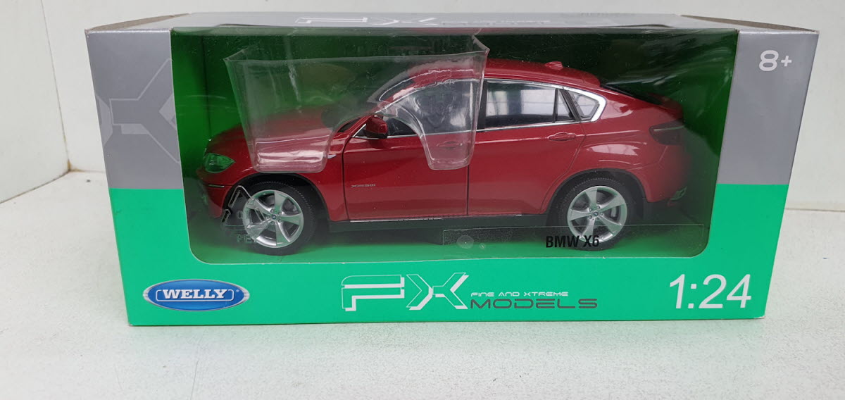 Welly BMW X6 Metallic Dark Red 2008 1:24