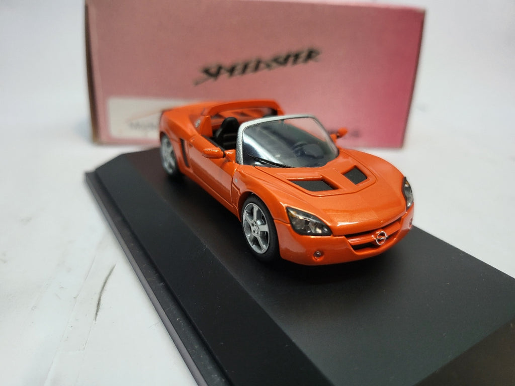 Schuco Opel Speedster Dealer Edition Oranje 2001 - Schaal 1:43