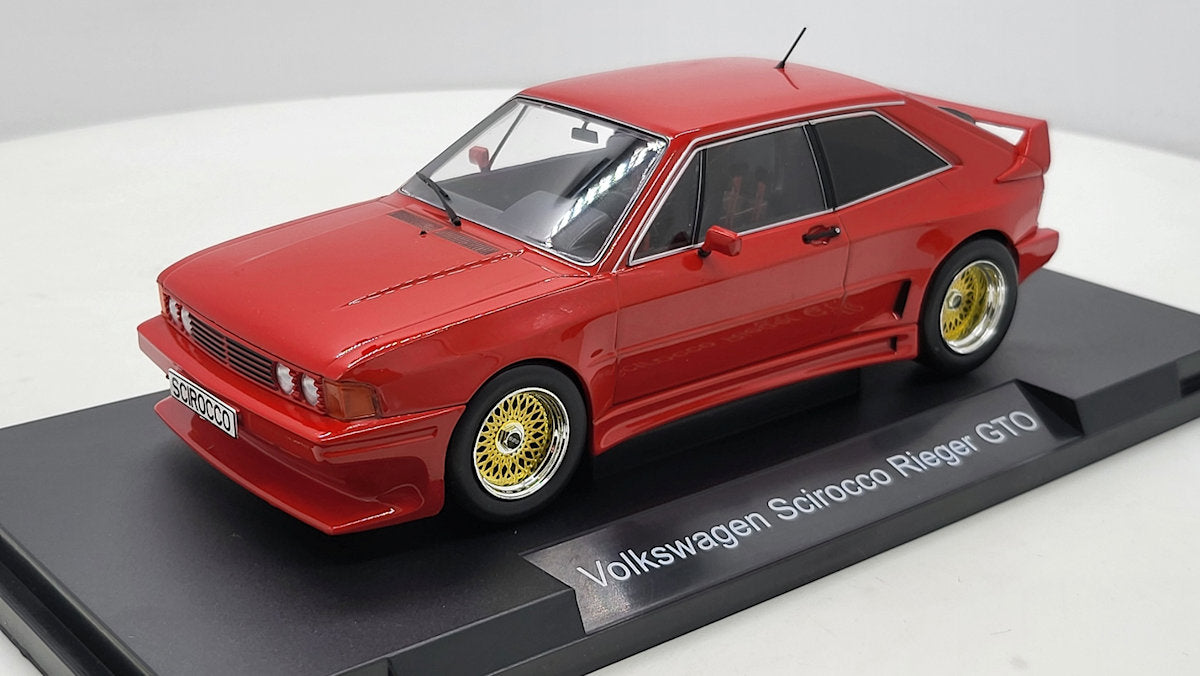 MCG: Volkswagen Scirocco Rieger GTO Rood (1980) - Schaal 1:18
