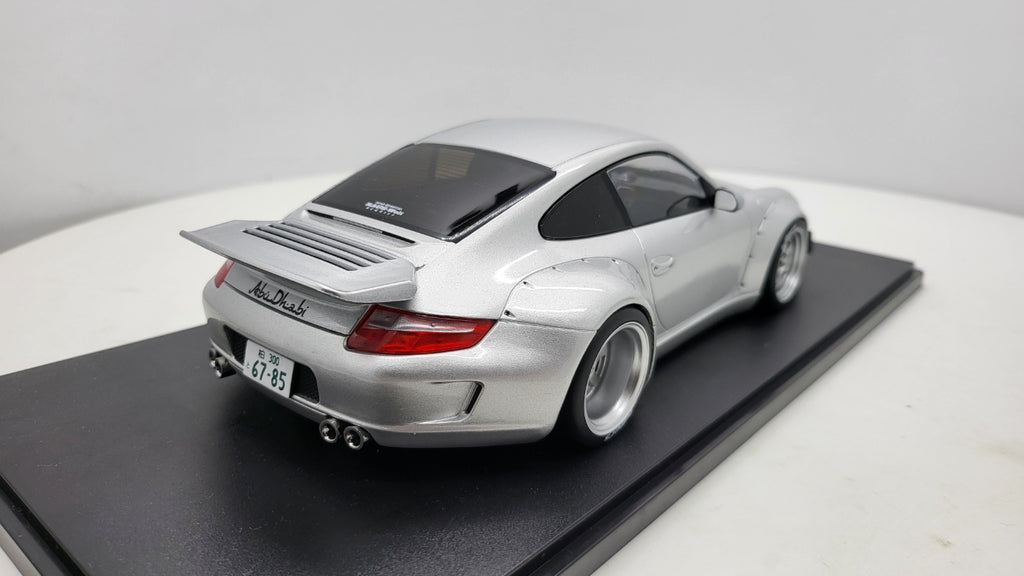 IXO: Porsche 997 RWB Zilver/Grijs - Schaal 1:18