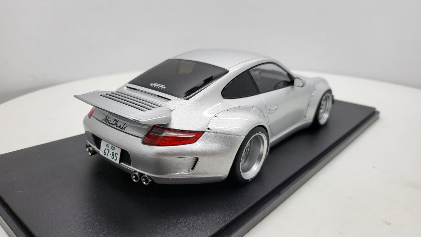 IXO: Porsche 997 RWB Zilver/Grijs - Schaal 1:18