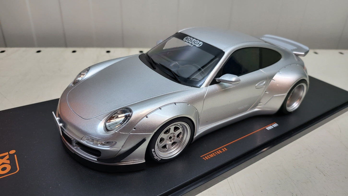 IXO: Porsche 997 RWB Zilver/Grijs - Schaal 1:18