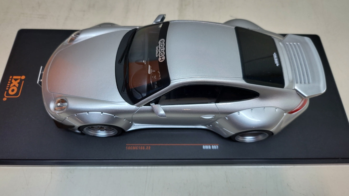 IXO: Porsche 997 RWB Zilver/Grijs - Schaal 1:18