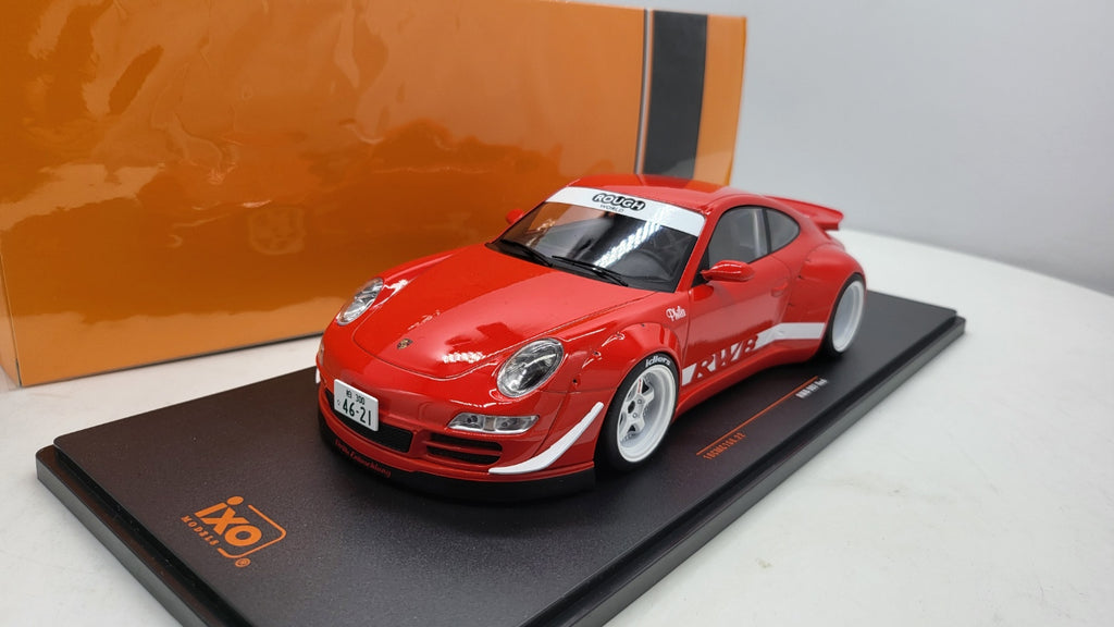 IXO: Porsche 997 RWB Rood - Schaal 1:18