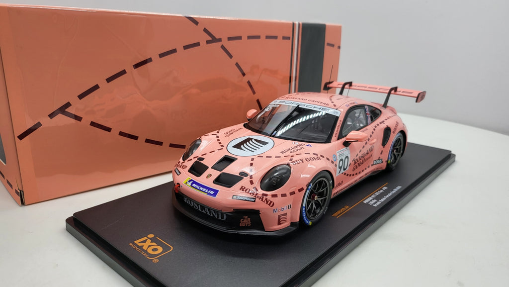 IXO: Porsche 911 GT3 Cup - Brands Hatch 2023 #90 J.Malin - Schaal 1:18