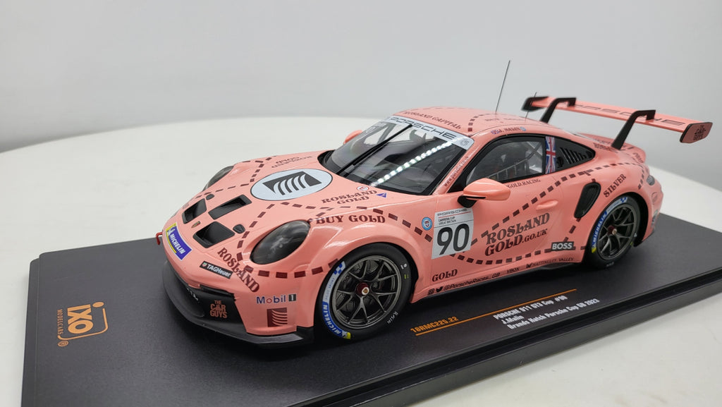 IXO: Porsche 911 GT3 Cup - Brands Hatch 2023 #90 J.Malin - Schaal 1:18