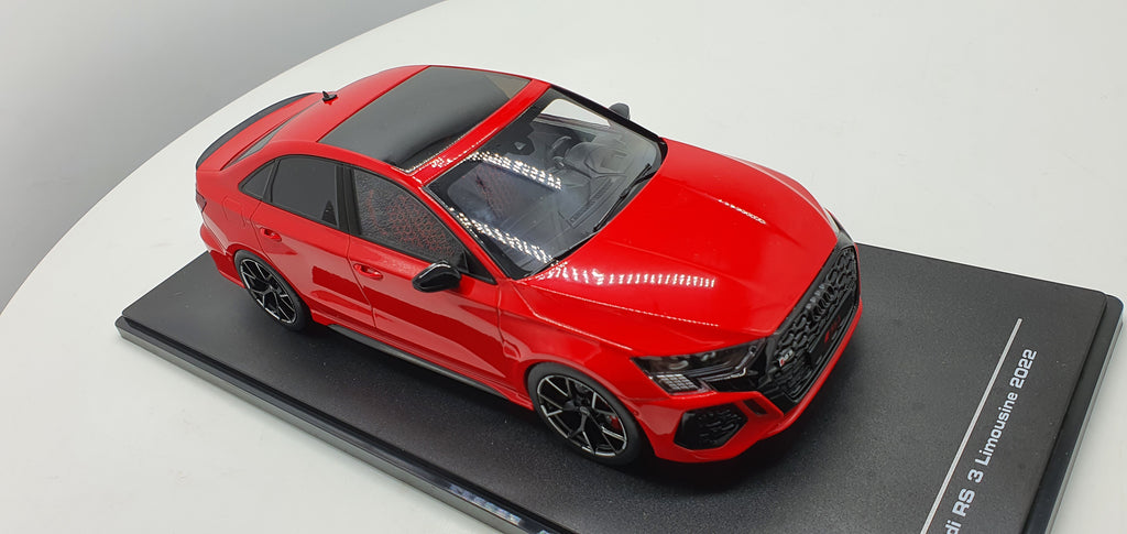 Audi RS3 Limousine 2022 Rood MCG 1:18