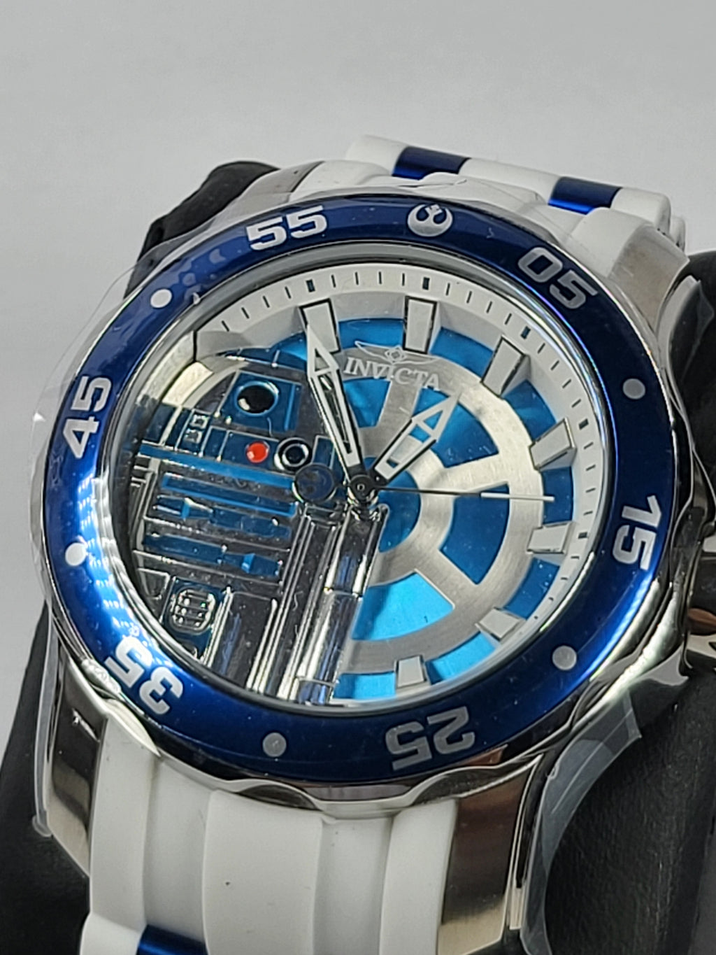 Invicta Star Wars R2-D2 Heren Model 32518 - Herenhorloge Quartz