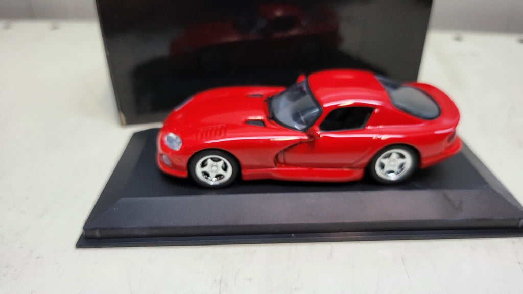 Minichamps Dodge Viper Coupé Rood 1993 - Schaal 1:43