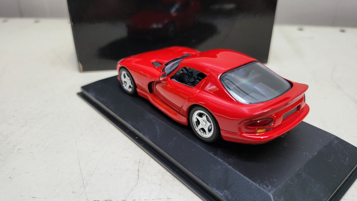 Minichamps Dodge Viper Coupé Rood 1993 - Schaal 1:43