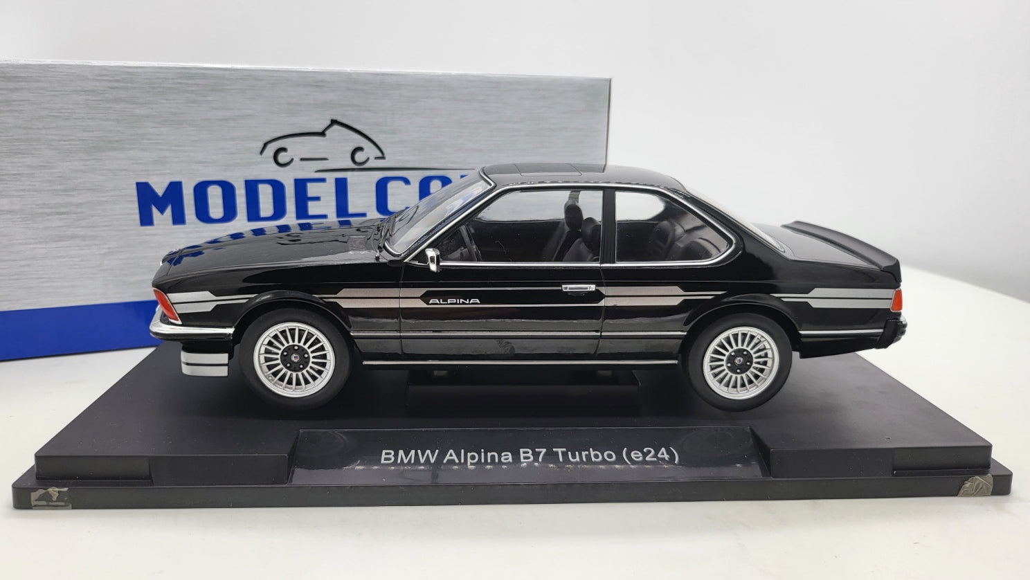 BMW Alpina B7 Turbo E24 6-serie Coupe Zwart 1980 MCG 1:18