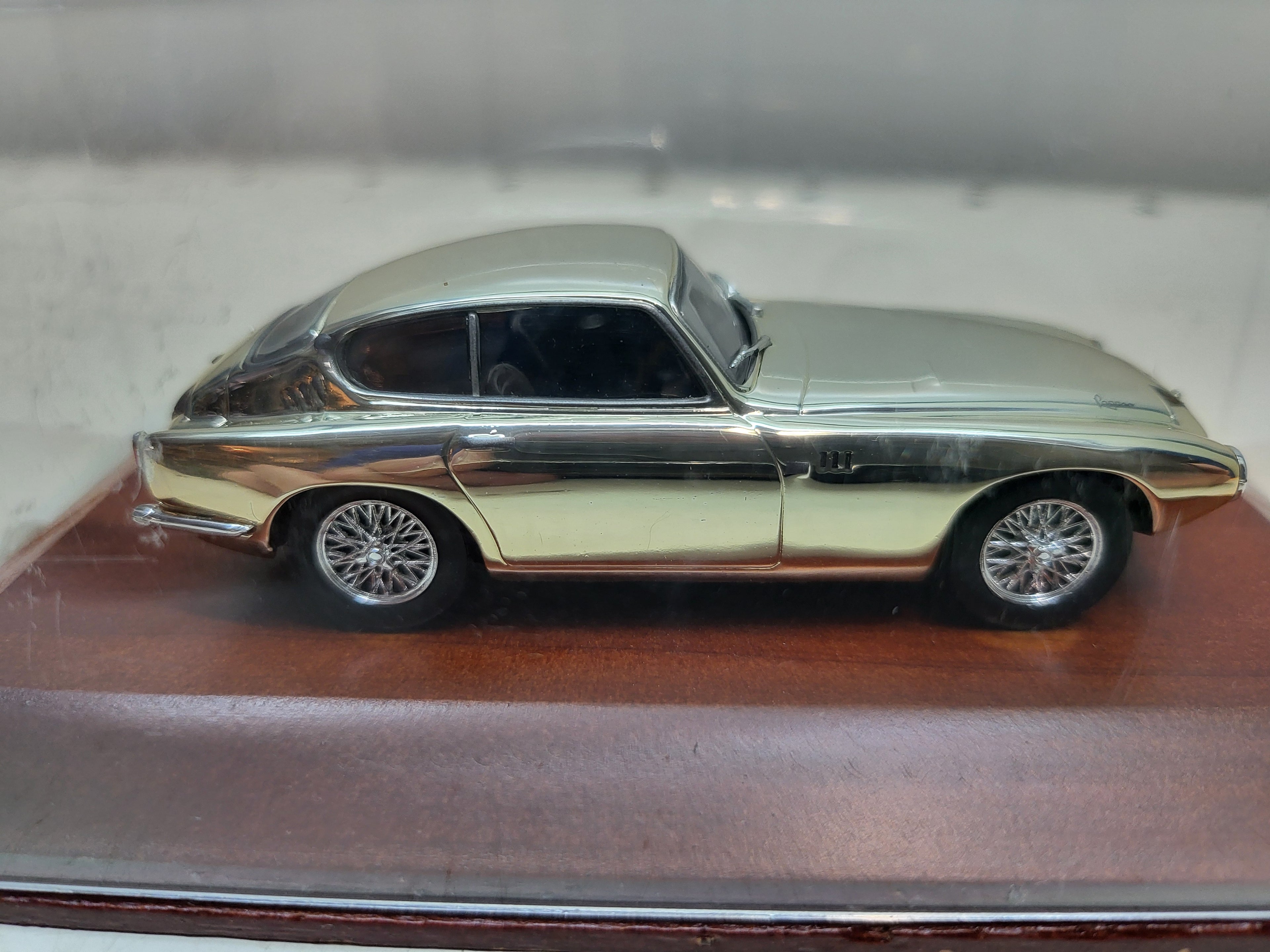 Atlas Pegaso Z-102 Zilver/Chrome - Schaal 1:43
