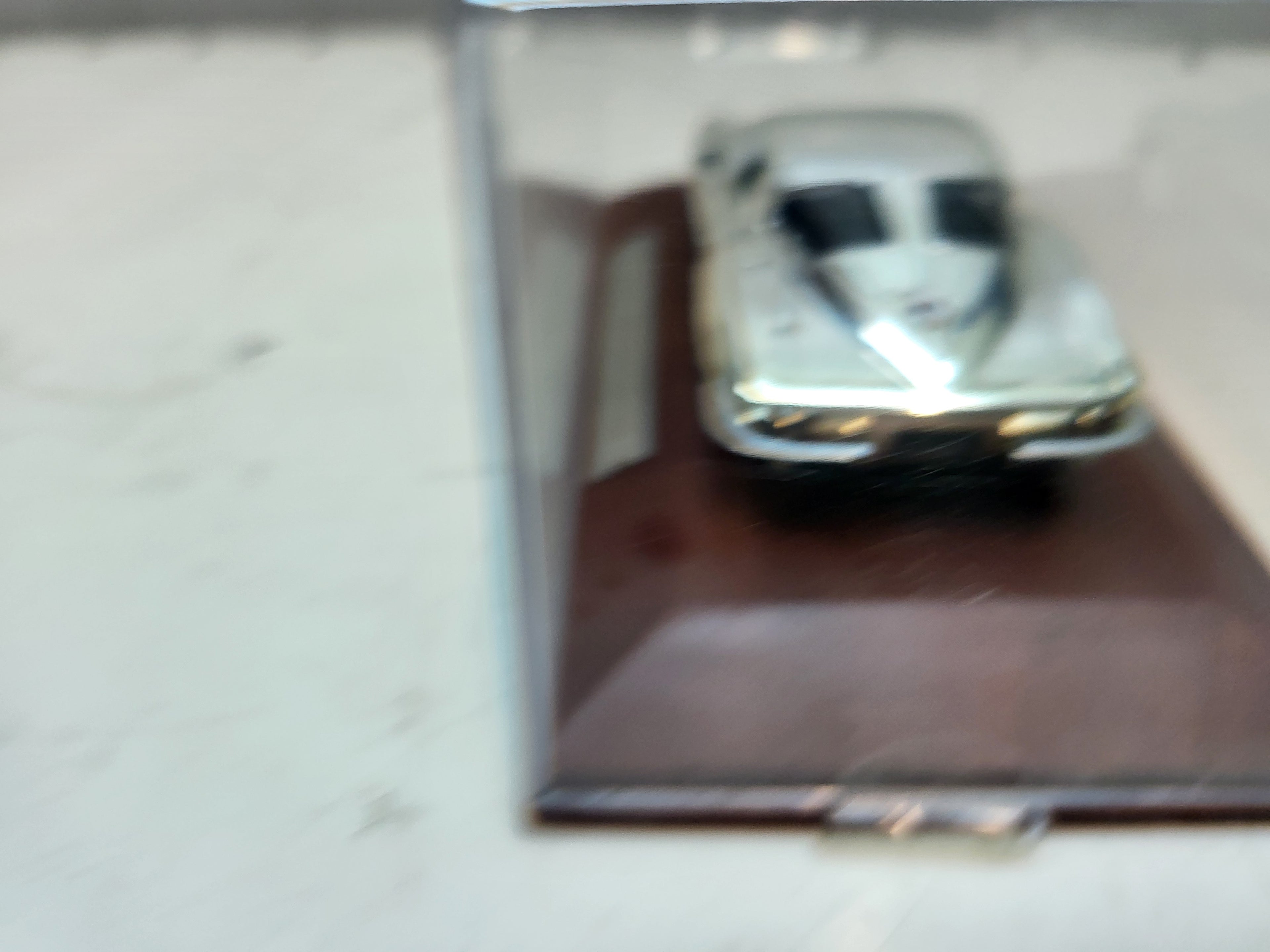 Atlas Chevrolet Corvette Sting Ray - Zilver/Chrome - Schaal 1:43