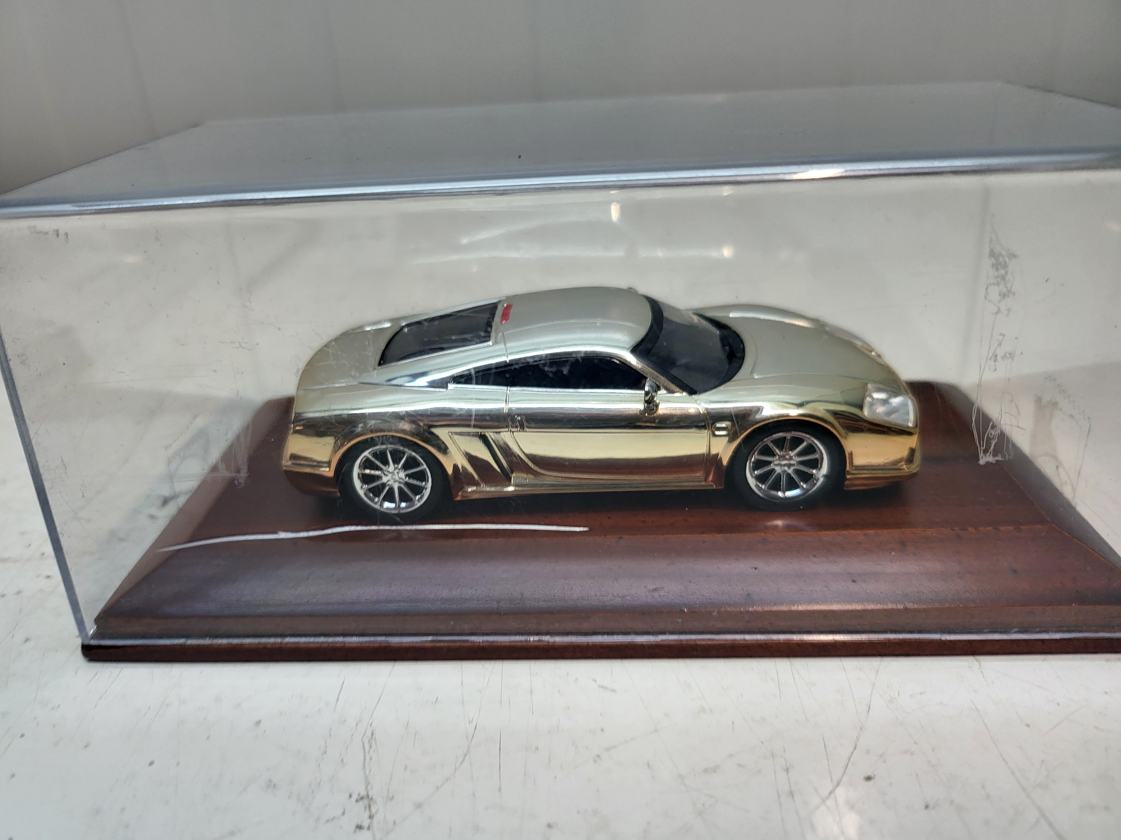 Atlas Noble M14 - Zilver/Chrome - Schaal 1:43