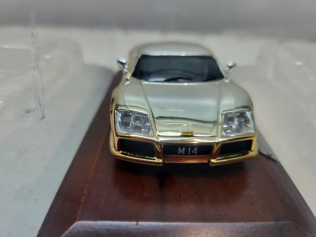 Atlas Noble M14 - Zilver/Chrome - Schaal 1:43