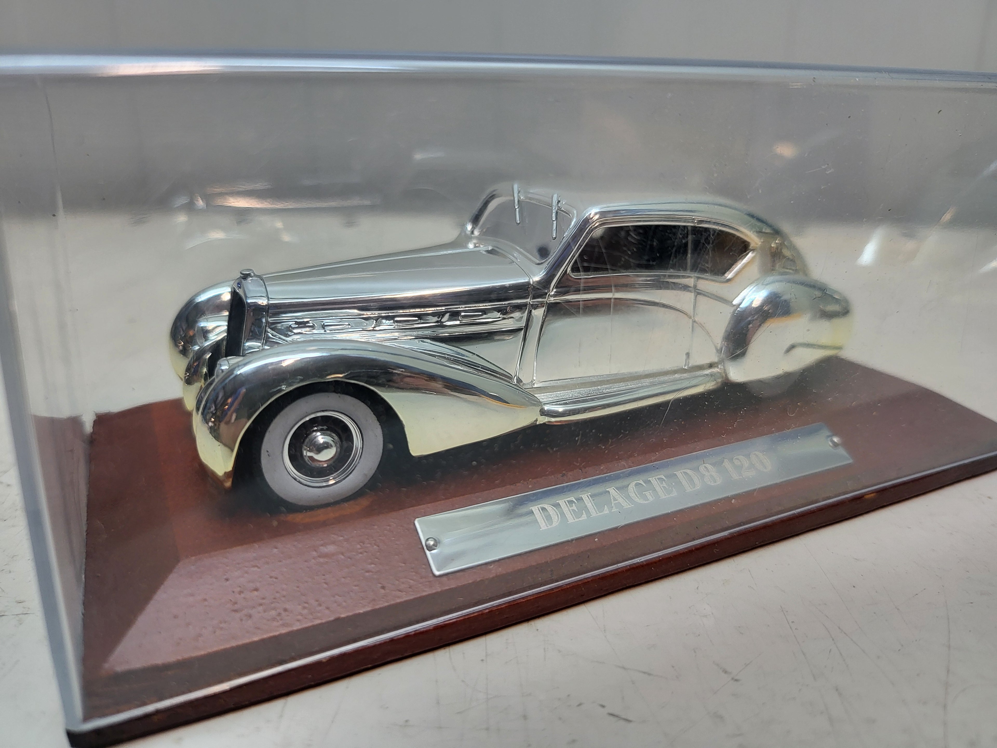 Atlas Delage D8 120 Zilver/Chrome - Schaal 1:43