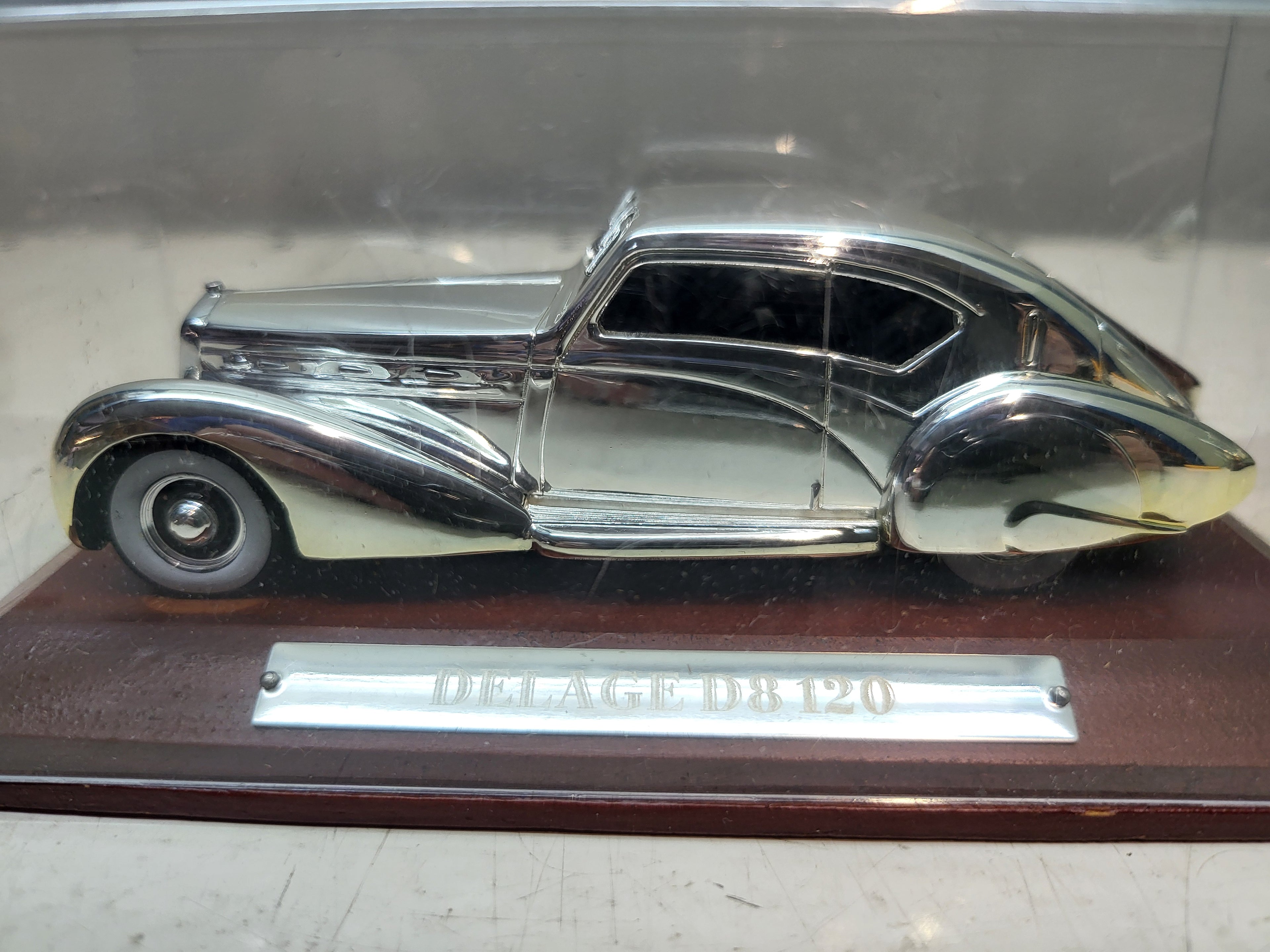 Atlas Delage D8 120 Zilver/Chrome - Schaal 1:43
