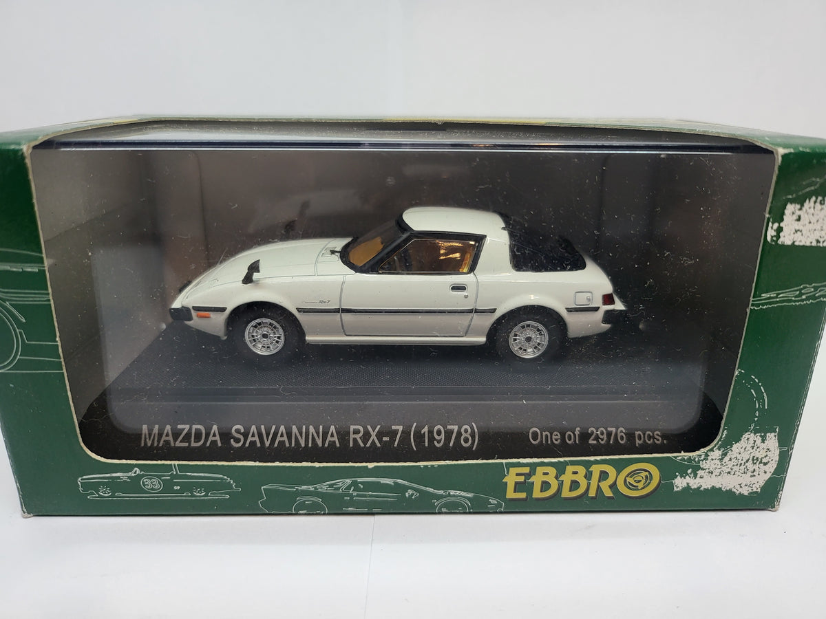 Ebbro Mazda RX7 Savanna Wit 1978 - Schaal 1:43 - Limited Edition