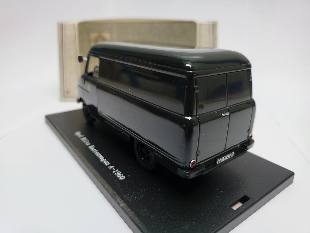 Brekina Opel Blitz Kastenwagen A-1960 - Schaal 1:43