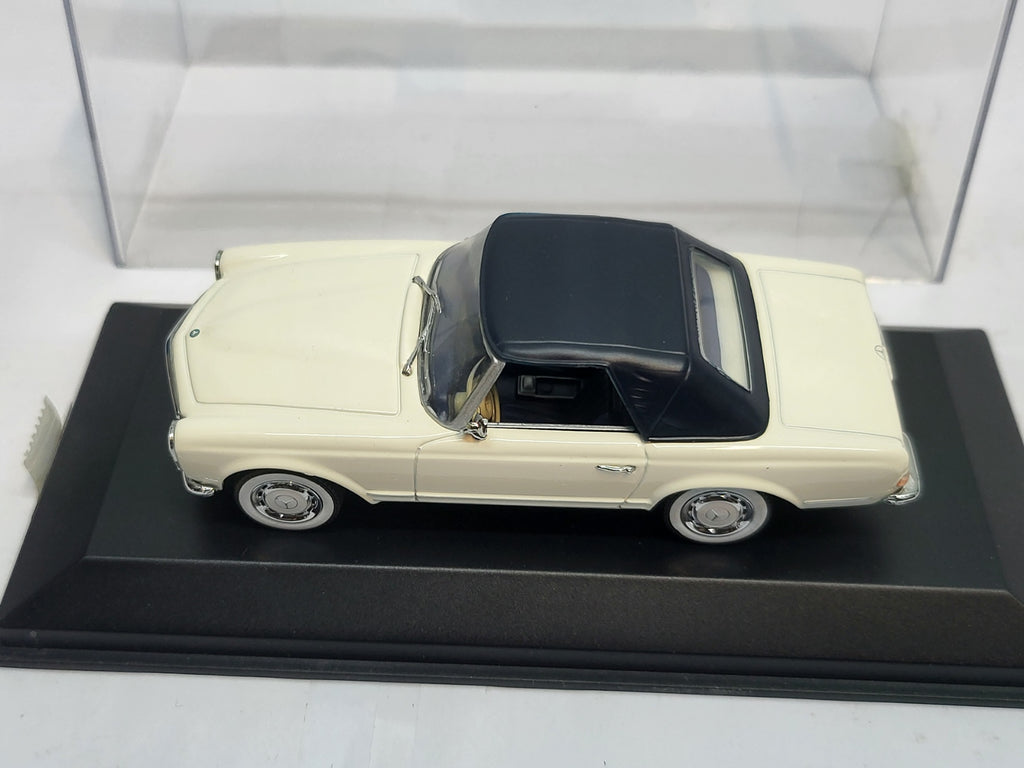 Minichamps Mercedes-Benz SL Pagode Crème met Zwart Dak - 1:43