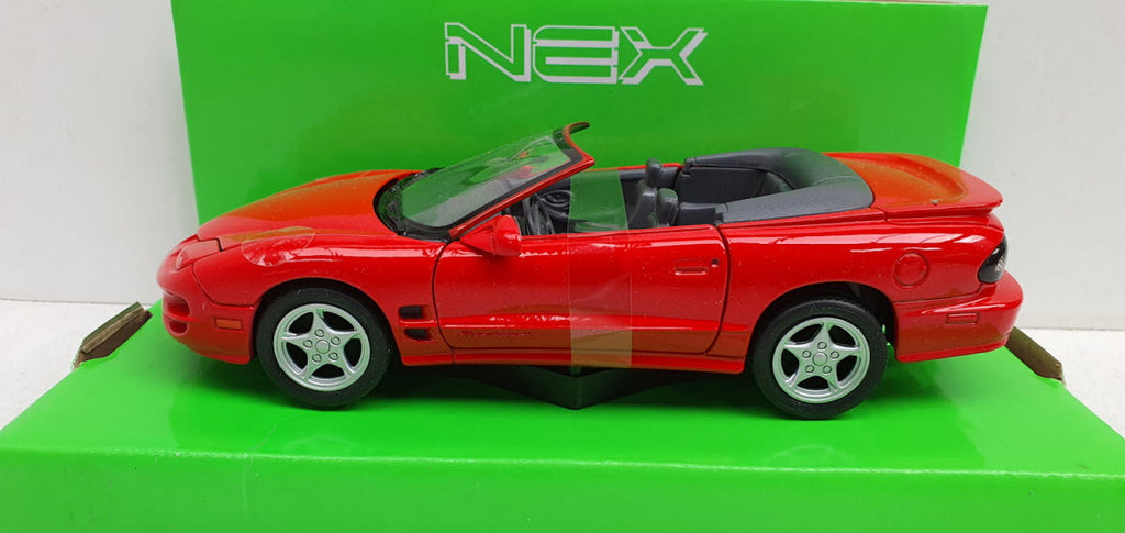 Welly: Pontiac Firebird Rood 2001 - Schaal 1:24