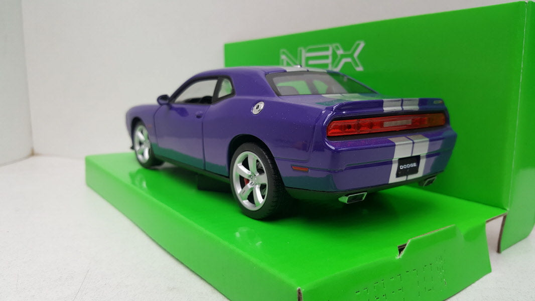 Dodge Challenger SRT Paars/Zilver 2012 Welly 1:24