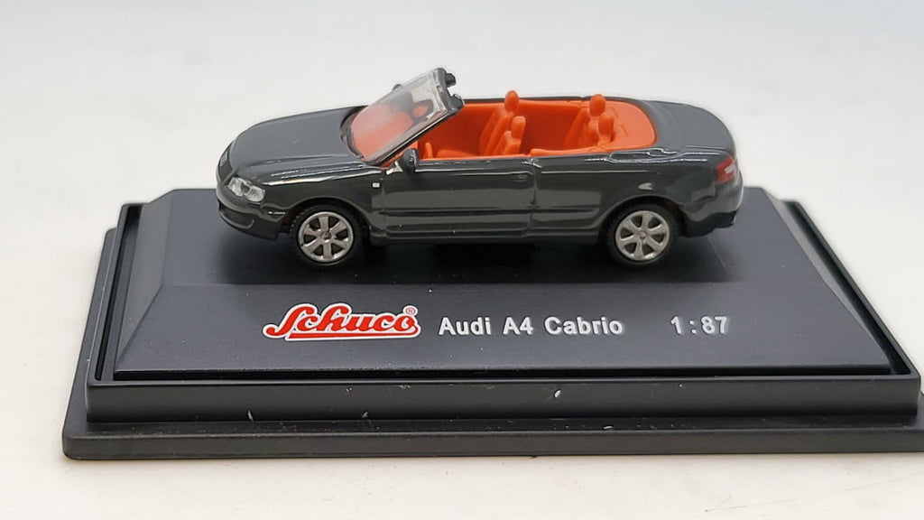 Audi A4 Cabriolet Donkergrijs - Schuco 1:87