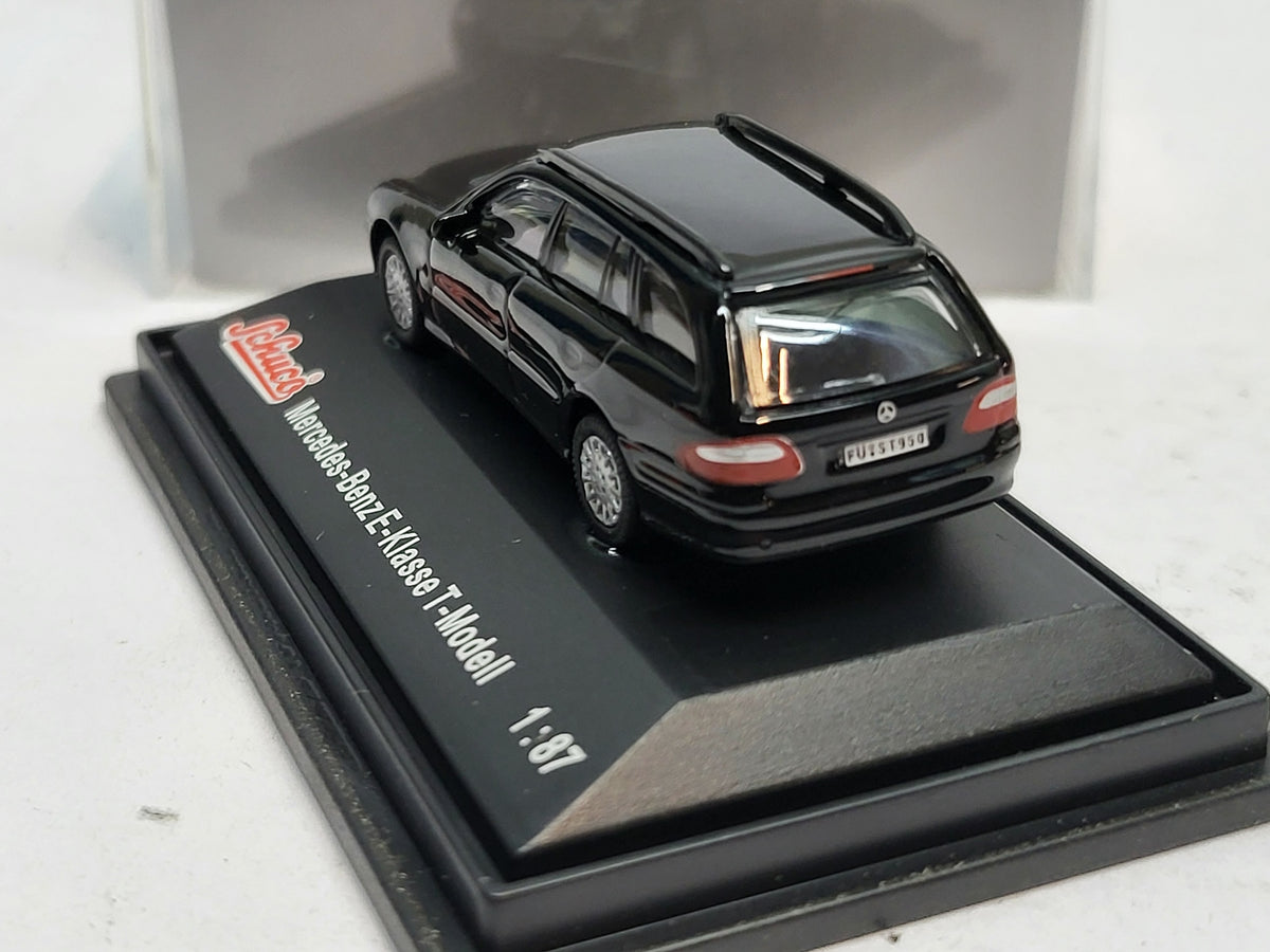 Mercedes-Benz E-Klasse T-Modell Zwart - Schuco 1:87