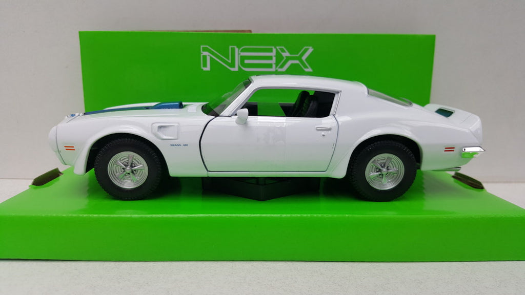 Welly: Pontiac Firebird Trans Am Wit 1972 - Schaal 1:24